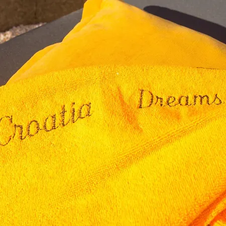 Sunshine Deluxe 80m2 With Pool, 50 M2 Garden Lounge And Outdoor Space * Trogir