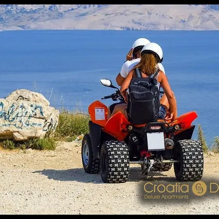 Sunshine Deluxe 80m2 With Pool, 50 M2 Garden Lounge And Outdoor Space Appartement Trogir