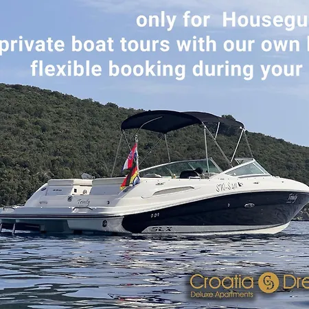 Apartmán Sunshine Deluxe 80m2 With Pool, 50 M2 Garden Lounge And Outdoor Space