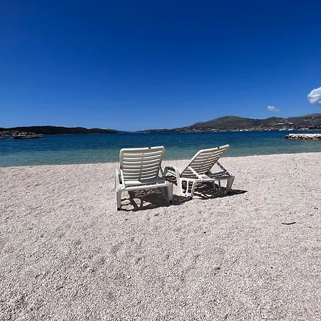 Sunshine Deluxe 80m2 With Pool, 50 M2 Garden Lounge And Outdoor Space * Trogir