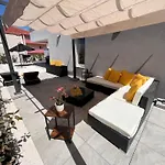 Sunshine Deluxe 80m2 With Pool, 50 M2 Garden Lounge And Outdoor Space Appartamento *