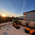 Appartamento Sunshine Deluxe 80m2 With Pool, 50 M2 Garden Lounge And Outdoor Space