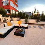 Sunshine Deluxe 80m2 With Pool, 50 M2 Garden Lounge And Outdoor Space Traù