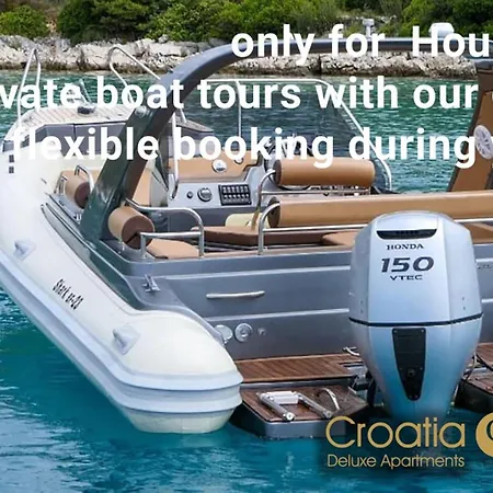 Sunshine Deluxe 80m2 With Pool, 50 M2 Garden Lounge And Outdoor Space Trogir