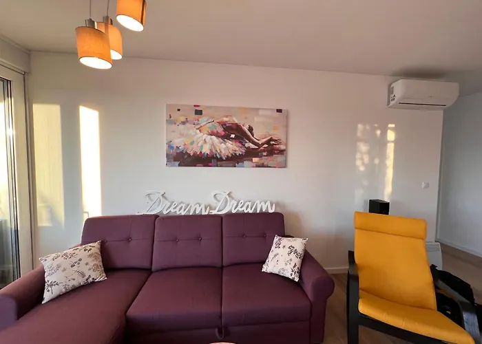 Sunshine Deluxe 80m2 With Pool, 50 M2 Garden Lounge And Outdoor Space Διαμέρισμα